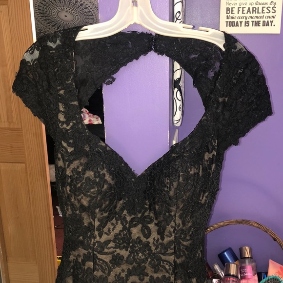 La Femme Black Lace Trumpet Gown - Picture 2 of 6